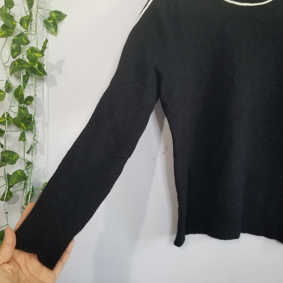 Athleta Black Transit Womens Sz Med Crew Sweater Merino Wool Blend Pullover - Picture 6 of 12